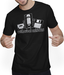 Produktbild von T-Shirt mit Mann Childhood Hero Kindheitshelden Vintage Kassette Videoband