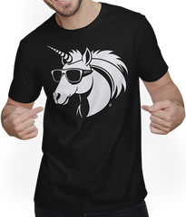 Produktbild von T-Shirt mit Mann Einhörner Anime Einhorn Manga Märchen Sonnenbrille