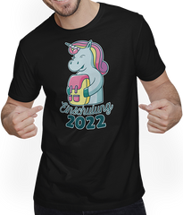 Produktbild von T-Shirt mit Mann Einschulung 2022 Einhorn mit Rucksack 1. Klasse Mädchen