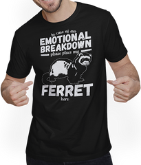 Produktbild von T-Shirt mit Mann Emotional Breakdown Lustiges Frettchen Spruch Frau Mädchen