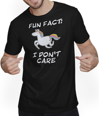 Produktbild von T-Shirt mit Mann Fun Fact Einhorn | Lustiger Cooler Spruch | Für Mädchen