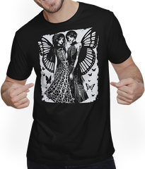 Produktbild von T-Shirt mit Mann Gothic Grunge Fairycore Ästhetik mit Skelettfee