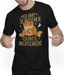 Produktbild von T-Shirt mit Mann Kaffee Sprüche Ich darf so aussehen ich hatte Nachtschicht