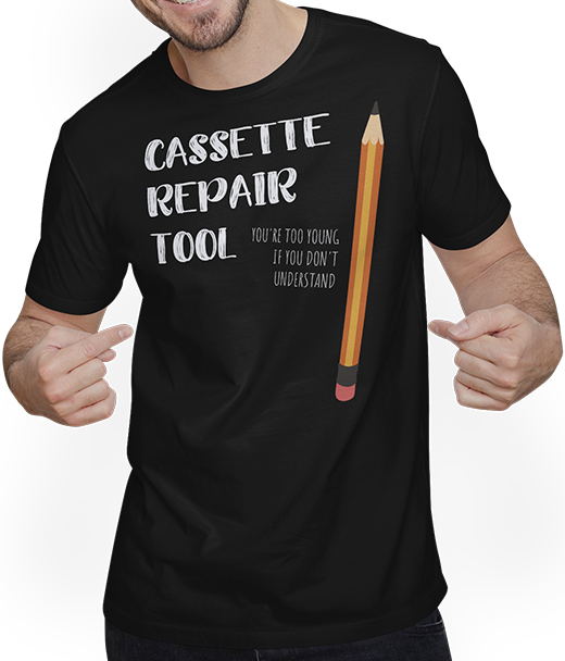 Produktbild von T-Shirt mit Mann Kassetten-Reparaturwerkzeug "Too Young If You Don't Understand"