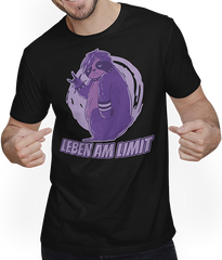 Produktbild von T-Shirt mit Mann Leben am Limit lustiger Faultier Sprüche Emocore Gothic Emo