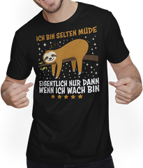 Produktbild von T-Shirt mit Mann Selten Müde Schlafen Lustige Faultier Sprüche Sarkastisches