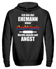 Lustiger Spruch Ehemann Nordfriesin | Zipper Hoodie in Black in Größe S