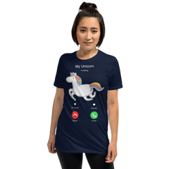 Mockup My Unicorn Is Calling | Unisex-T-Shirt in Schwarz für Größe S