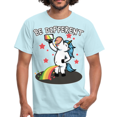 Be Different Pinkelndes Einhorn | Männer T-Shirt - Sky