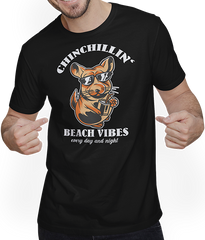 Produktbild von T-Shirt mit Mann Chinchillin Chinchillas Funny Chinchilla Spruch Beach Vibes