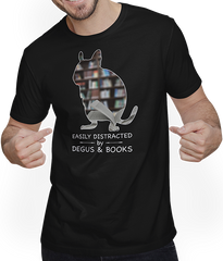 Produktbild von T-Shirt mit Mann Easily Distracted by Degus & Books Lustiger Spruch mit Degu