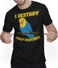 Produktbild von T-Shirt mit Mann I Destroy Sleep Routines Lustiger Wellensittich Spruch