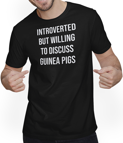 Produktbild von T-Shirt mit Mann Introverted But Will To Discuss Meerschweinchen Spruch
