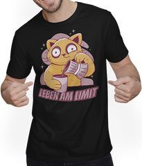 Produktbild von T-Shirt mit Mann Leben am Limit lustige Katzen Sprüche Mädchen Kaffee Koffein