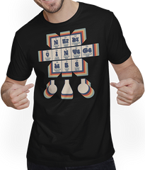 Produktbild von T-Shirt mit Mann Periodensystem der Elemente | Vintage Nerd Spruch | Chemiker