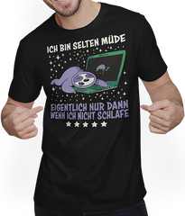 Produktbild von T-Shirt mit Mann Selten Müde Schlafen Lustige Faultier Sprüche Sarkastisches