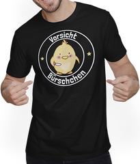 Produktbild von T-Shirt mit Mann Vorsicht Bürschchen Frecher sarkastischer ironischer Spruch