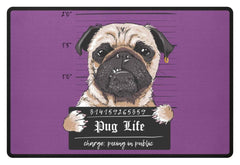 Zeigt krimineller mops lustiger hund schones geschenk fur alle mops besitzer pug life fussmatte in Farbe Lila
