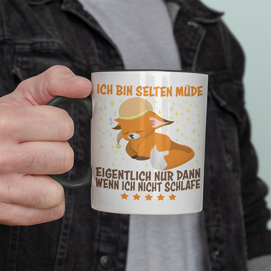 Ich bin selten müde eigentlich nur wenn ich nicht schlafe Fox Witzige schwarze Tasse kaufen Geschenk