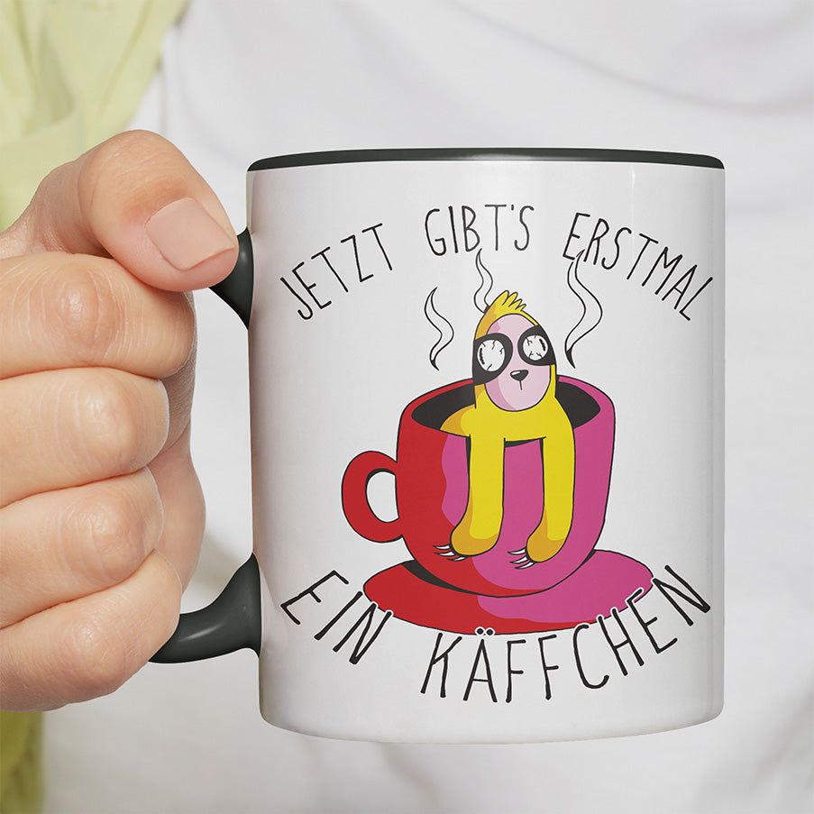 Jetzt gibts erstmal ein Käffchen Faultier 2 Witzige schwarze Tasse kaufen Geschenk