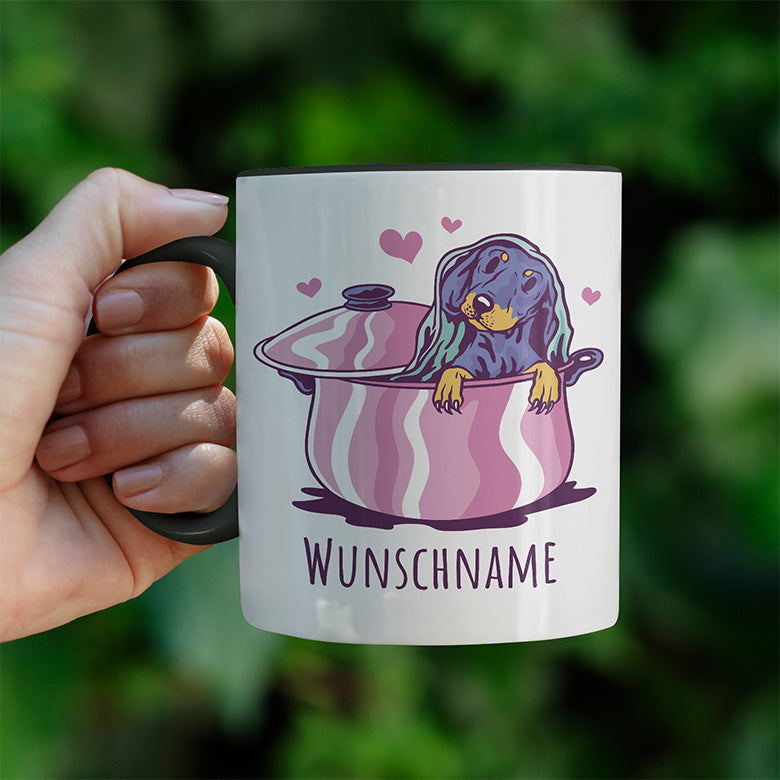 Dackel in Kochtopf Personalisierbar Name Witzige schwarze Tasse kaufen Geschenk