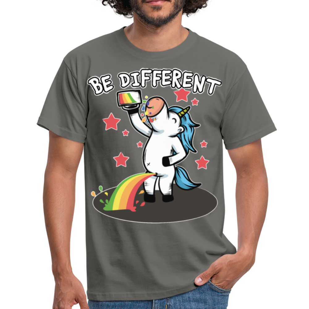 Be Different Pinkelndes Einhorn | Männer T-Shirt - Graphit